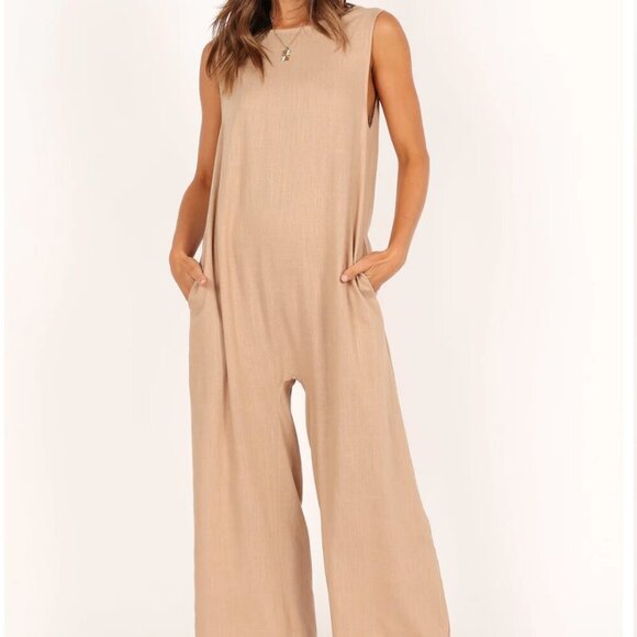 Petal + Pup Yardlee Jumpsuit Linen Sleeveless Pockets Open Back Tan New Size 4 - Picture 3 of 9